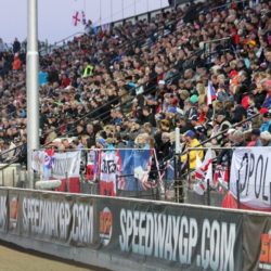 Vstupenky na pražskou SGP mizí, kapacitu opět navýšila mobilní tribuna