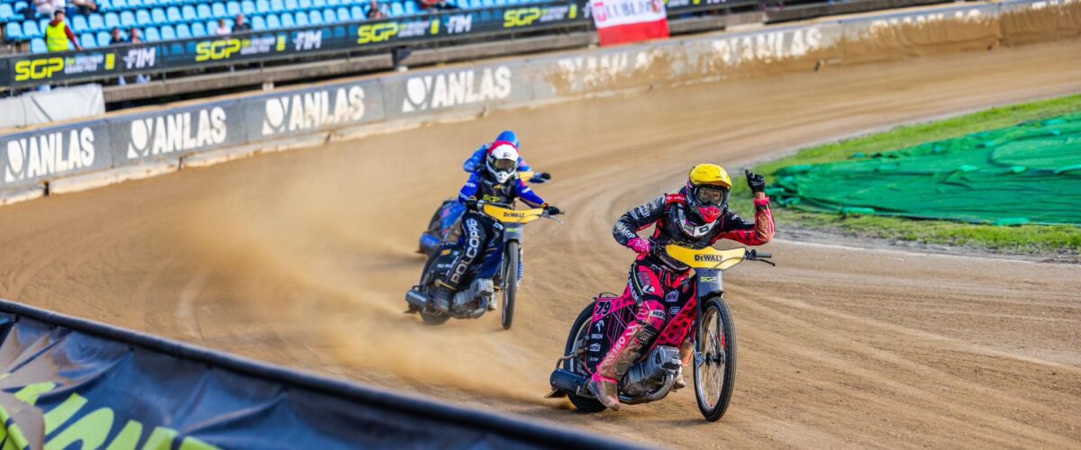 Vítězství pro Adama Bednáře! Český talent ovládl SGP2 v Rize